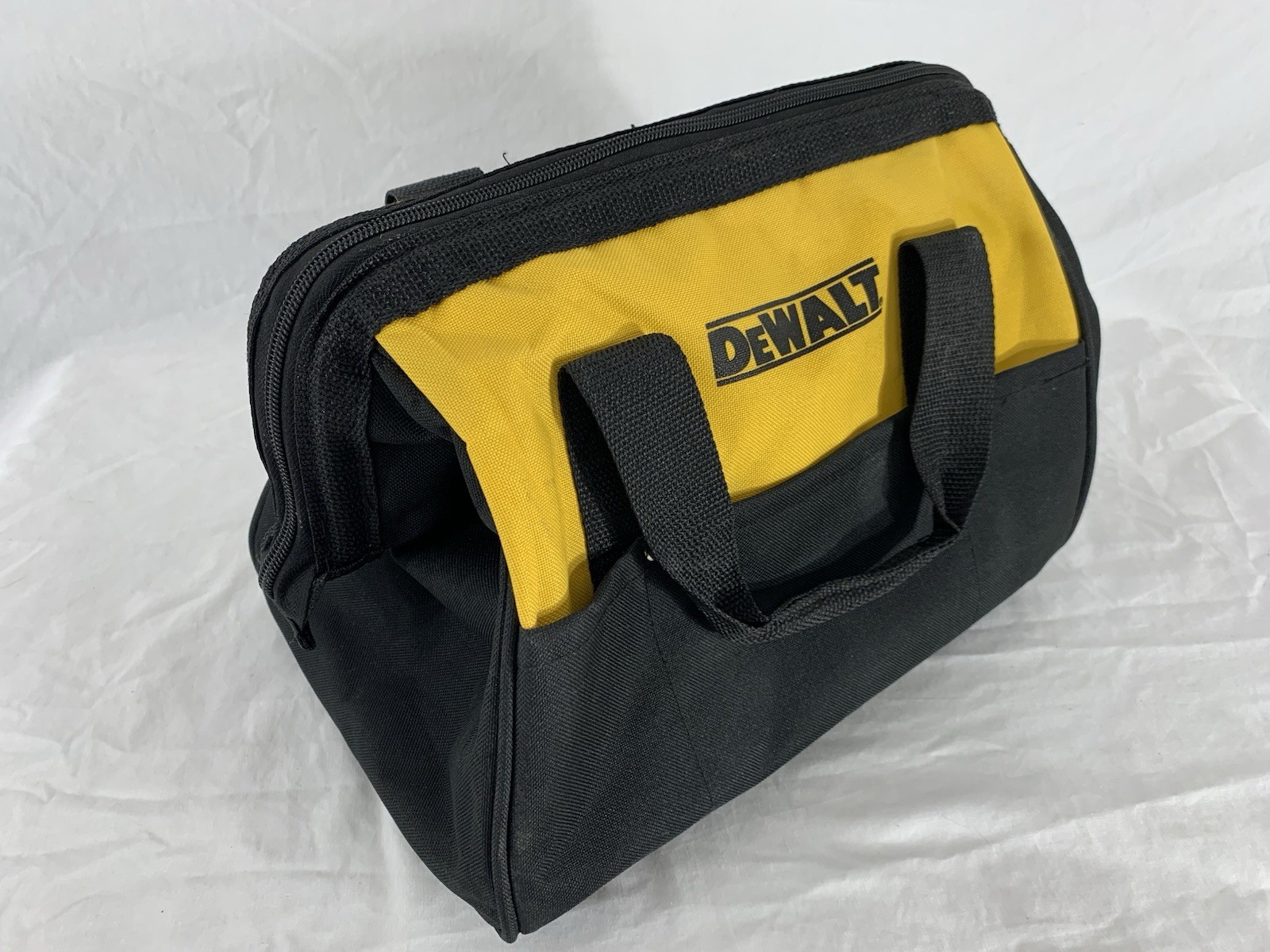 DEWALT ~ Rugged Power Tool Duffel Nylon Bag 13″x9″x8″ Black & Yellow TOUGH!