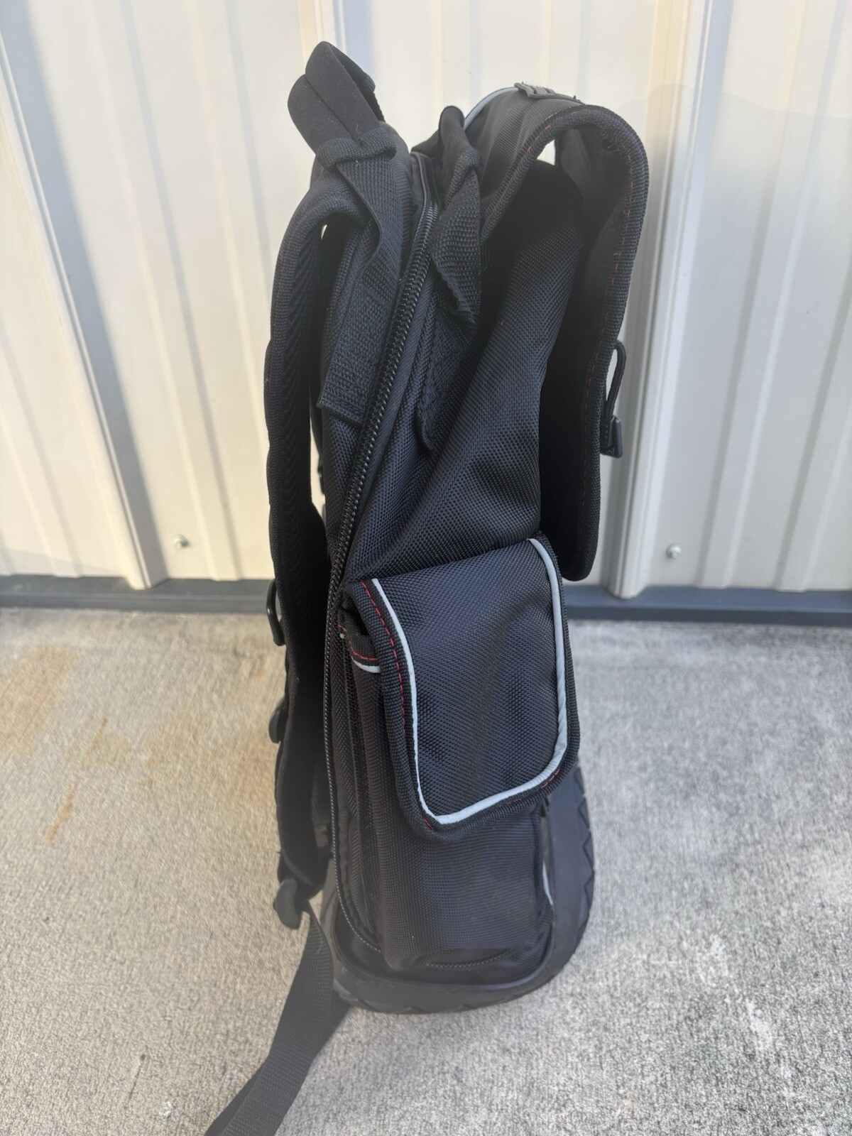 New! Lenox 1894646 Tool Storage Backpack Over 30 pockets