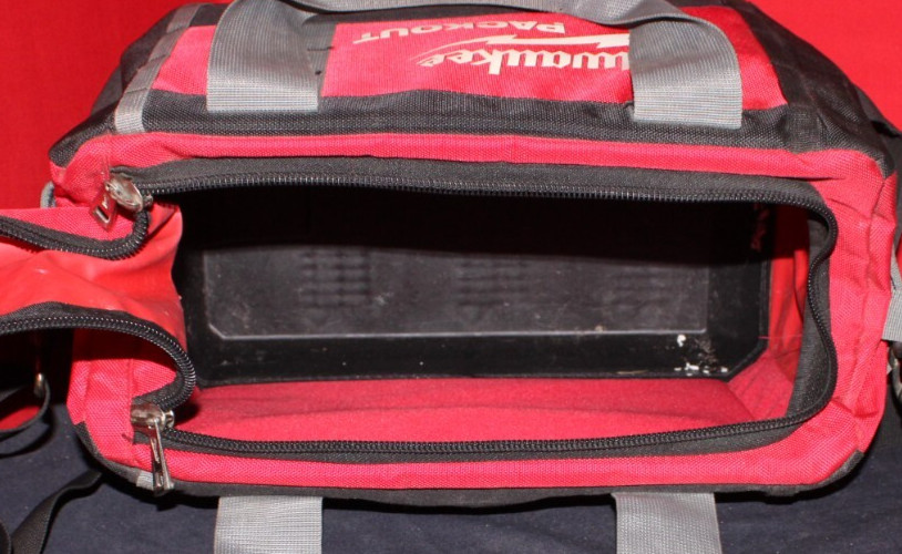 MILWAUKEE 15 In. PACKOUT Tool Bag/Tote