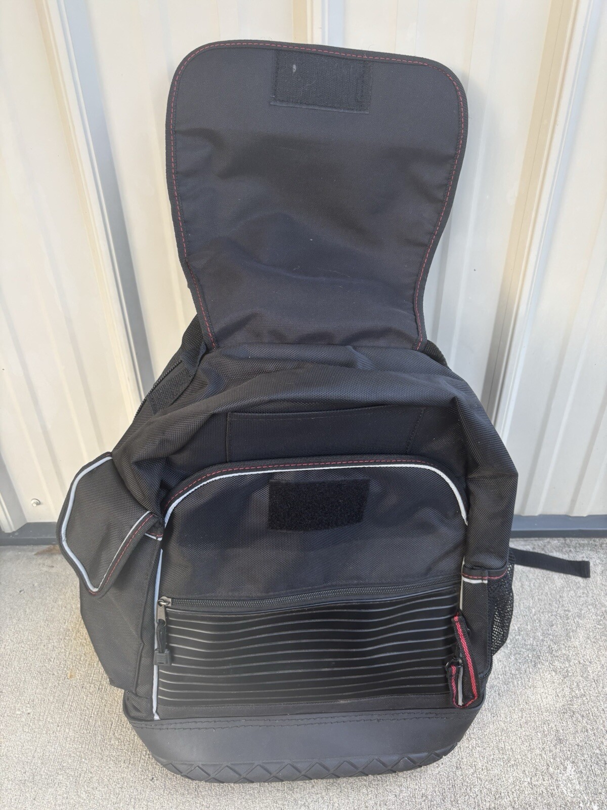 New! Lenox 1894646 Tool Storage Backpack Over 30 pockets