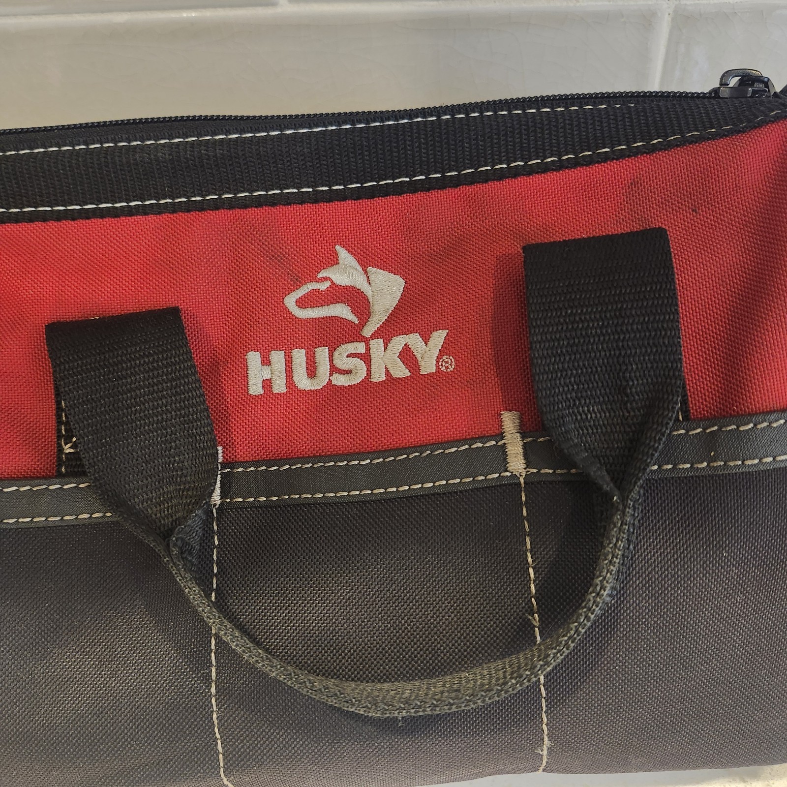 Husky • Home Depot – 11 in SMALL TOOL BAG with Zipper – Pre Owned