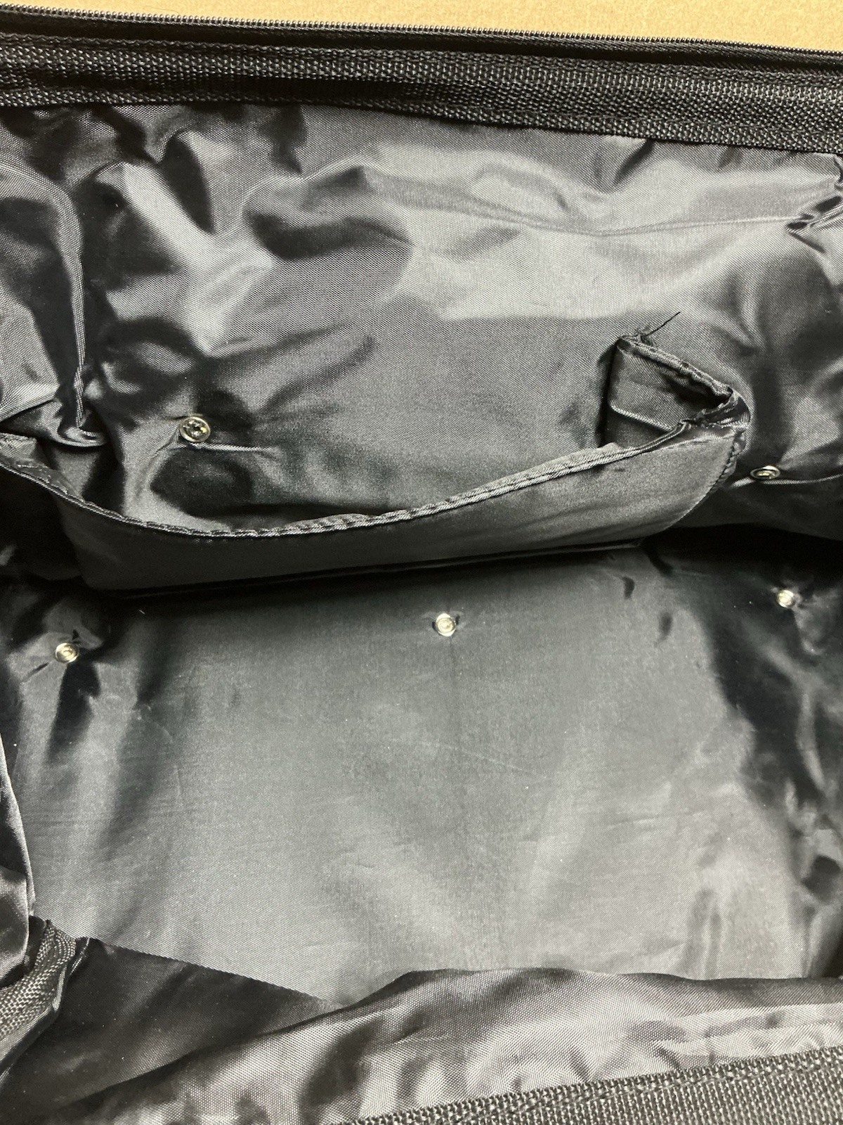 DEWALT Tool Bag Heavy Duty Ballistic Nylon 19” x 12″ x11″ w 6 pockets NEW