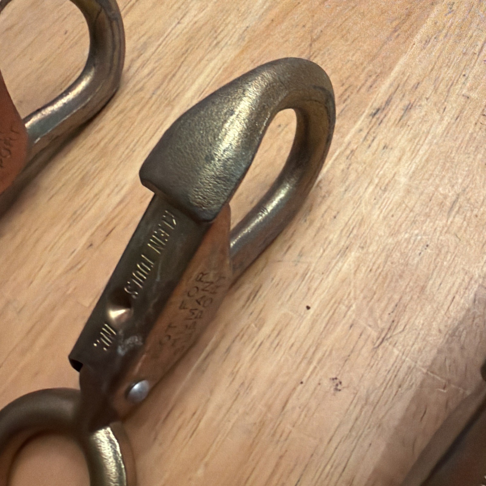Klein 443A General Purpose Forged Snap Hook 1″ Eye, 5-1/2″ Pre-Owned $25.97 Each