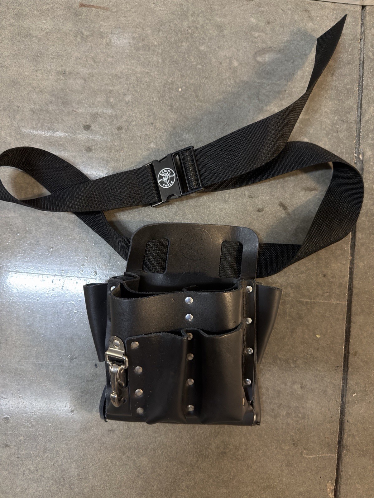 Klein Black Leather Tool Belt Pouch with Belt, 1-Piece Tool Belt Pouch