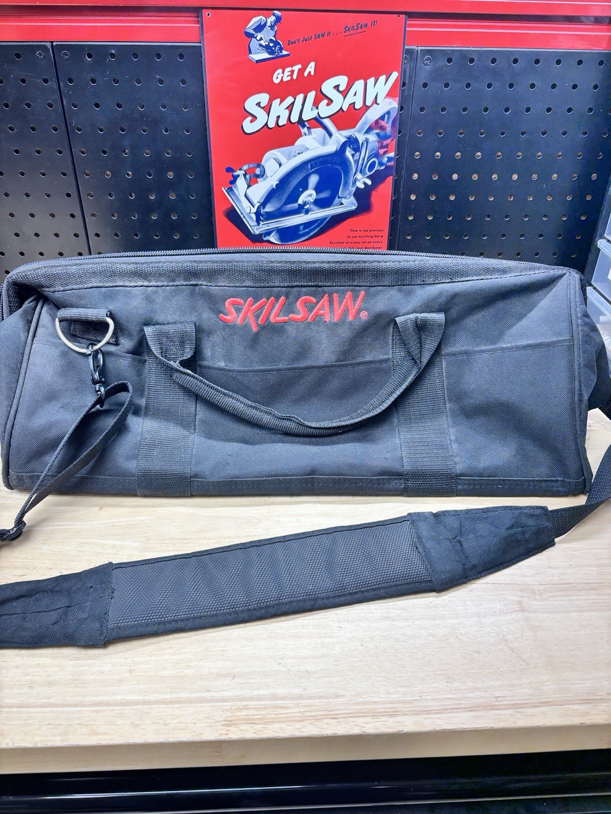 Skilsaw Mag 77 Contractor Bag 9 x 10 x 21 Inch Heavy-Duty Skil Saw Bag