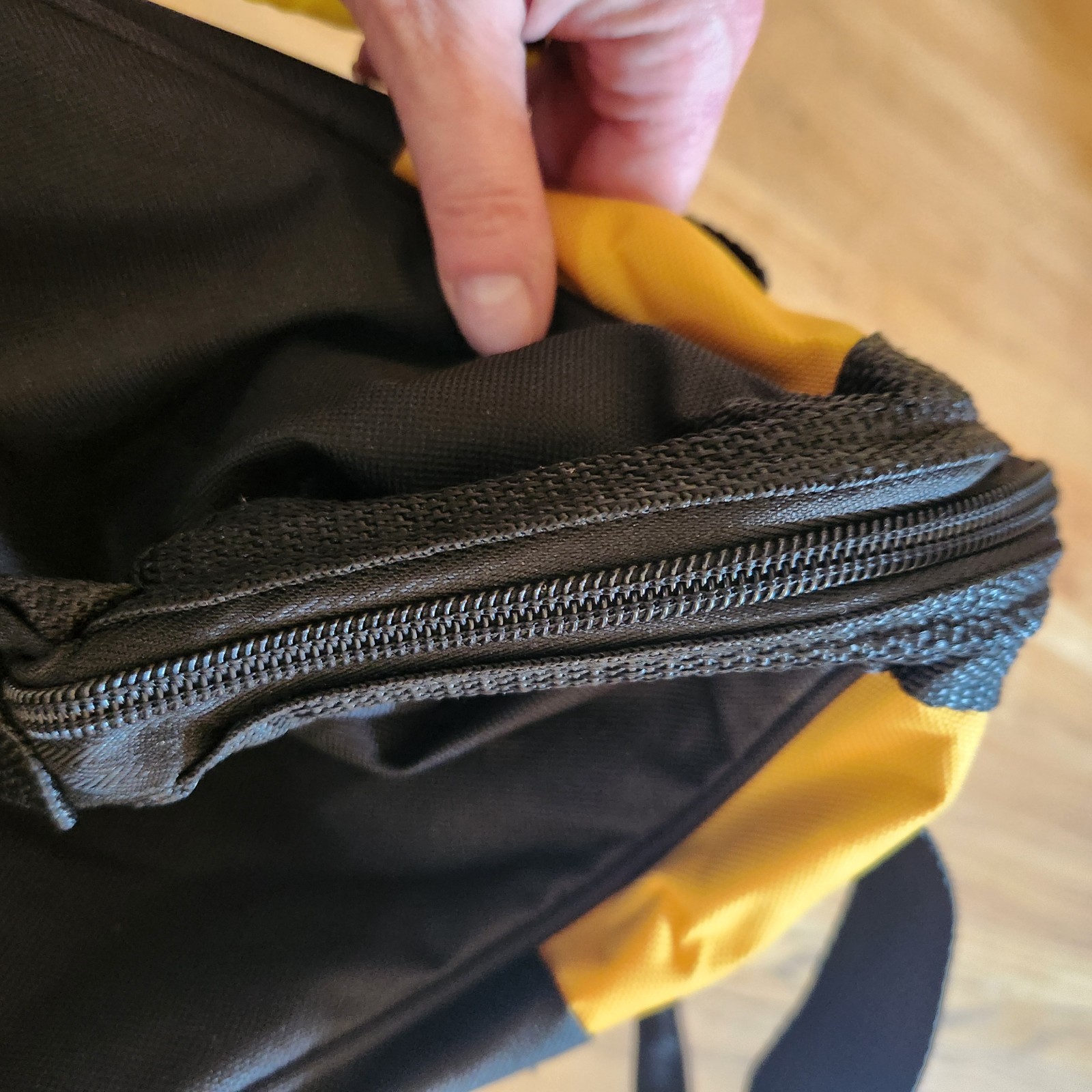 DEWALT 13in Contractor Tool Bag Black/Yellow N381993