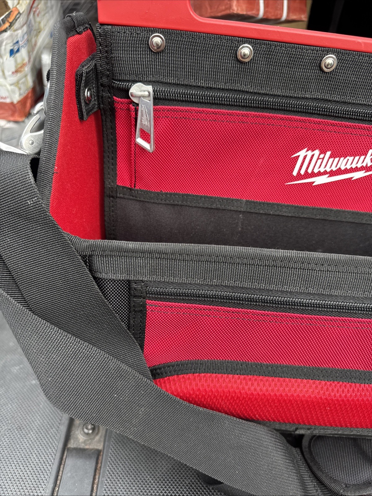 Milwaukee Tools 48-22-8315 PACKOUT 15 in Storage Tote