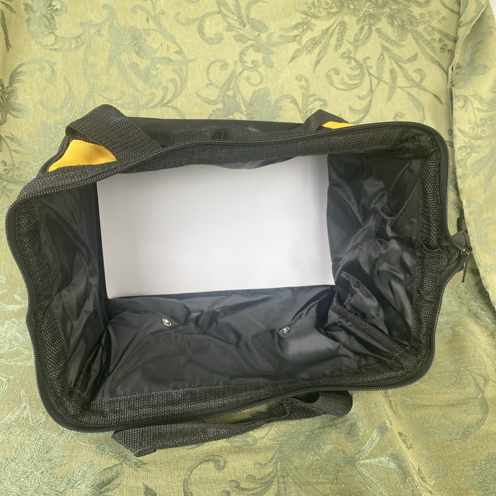 DeWalt 12.5” X 8.5” X 9” Tool Bag Canvas Enforced Bottom Zippered Top EUC