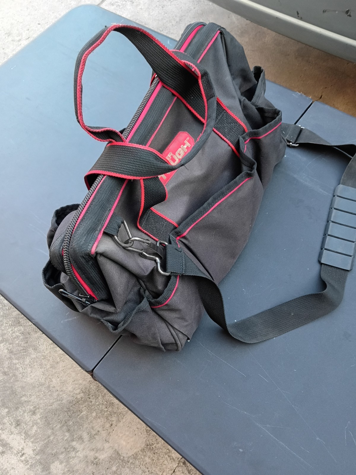 HYPER Tough Medium Black/Red Polyester Tool Bag Zipper Closure w/ Handles
