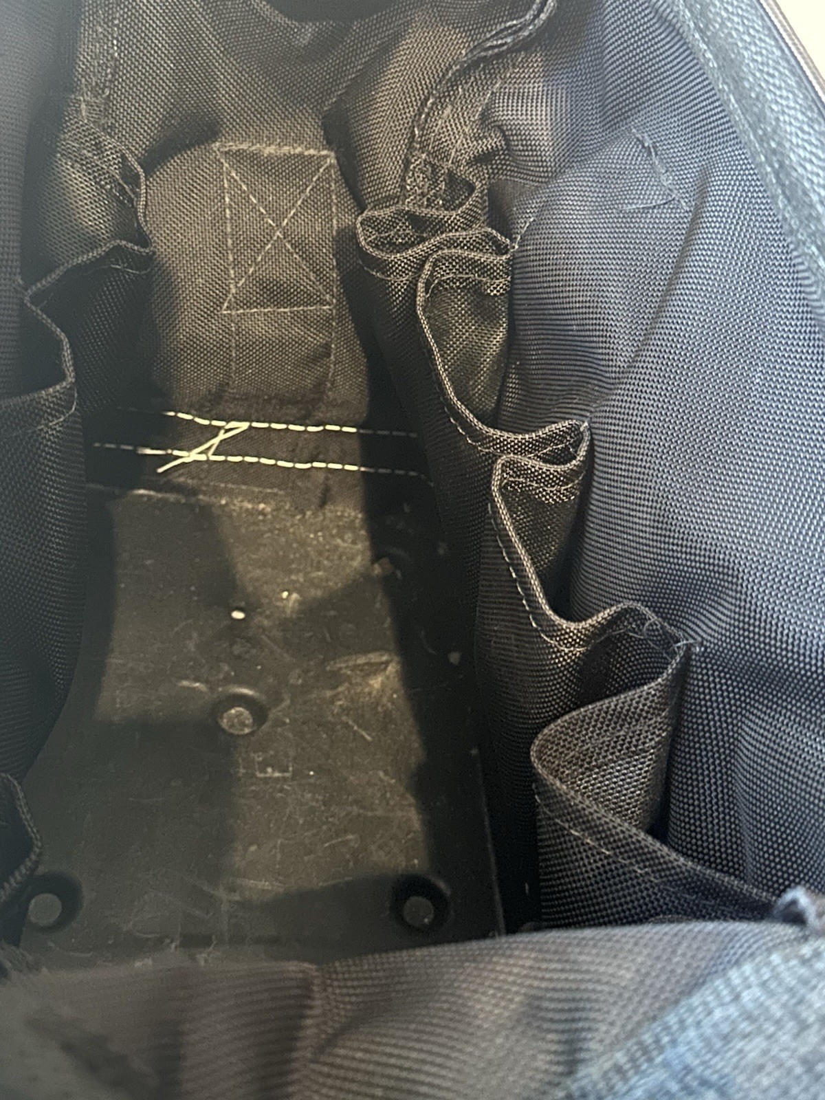 Klein Tools Tool Bag Heavy Duty Black Zipper Top Tote Hard Molded Bottom 5200-15