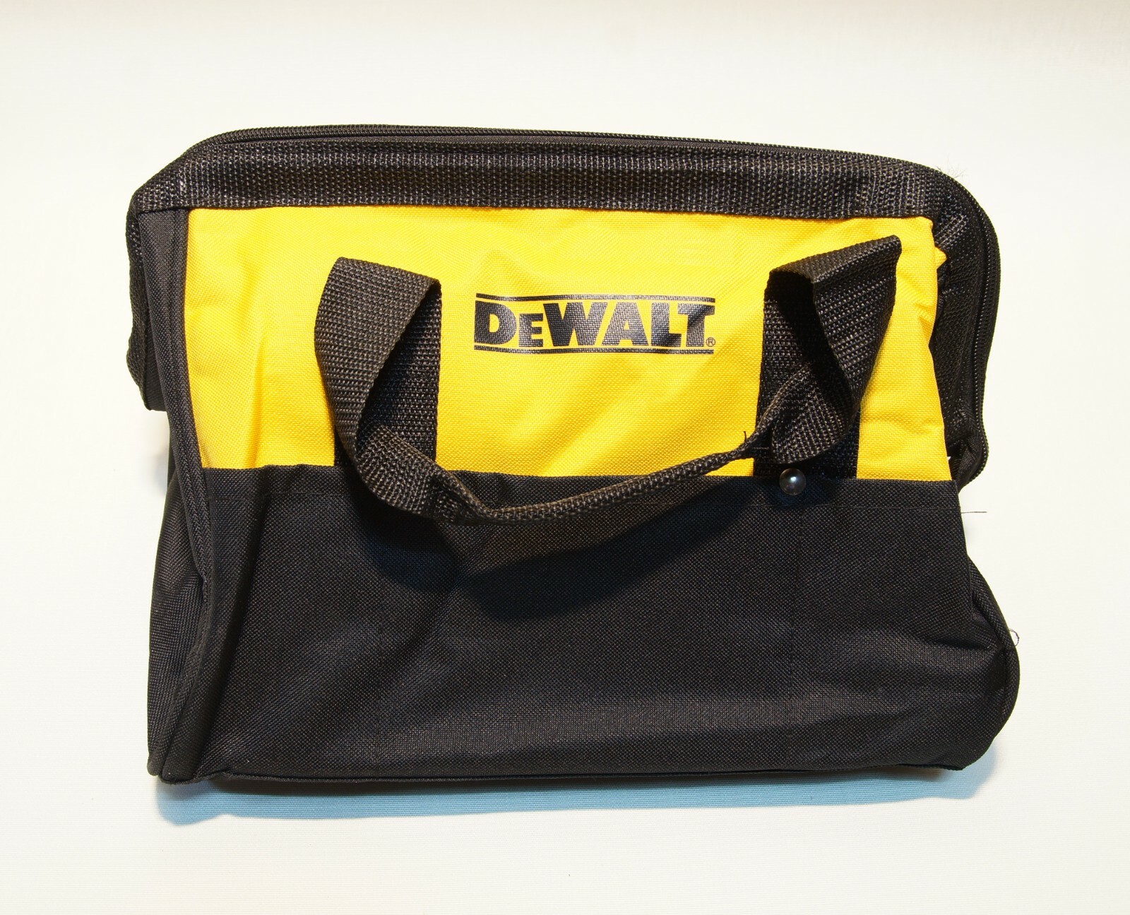 DeWALT N037466 Heavy Duty Nylon Tool Bag 13″