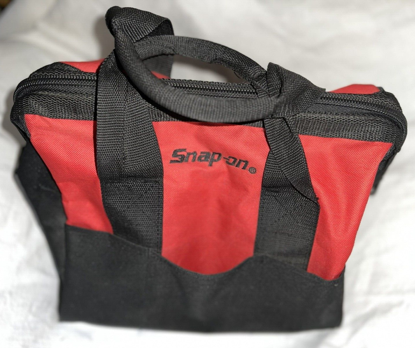 Snap-On Tool Bag Red Wide Mouth Zipper Close Double Handle Outer Sleeve Pockets