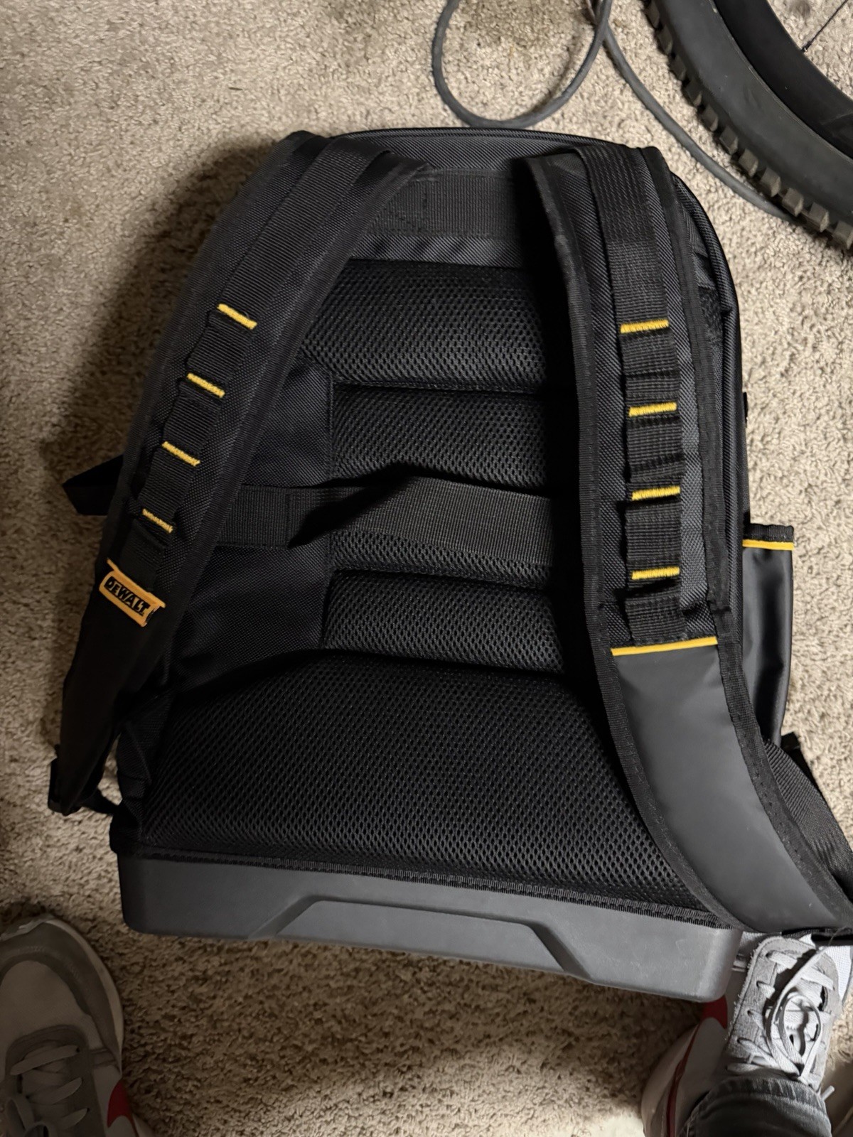 DEWALT DWST560102 Tool Backpack, Durable Water-Resistant Storage & Organization