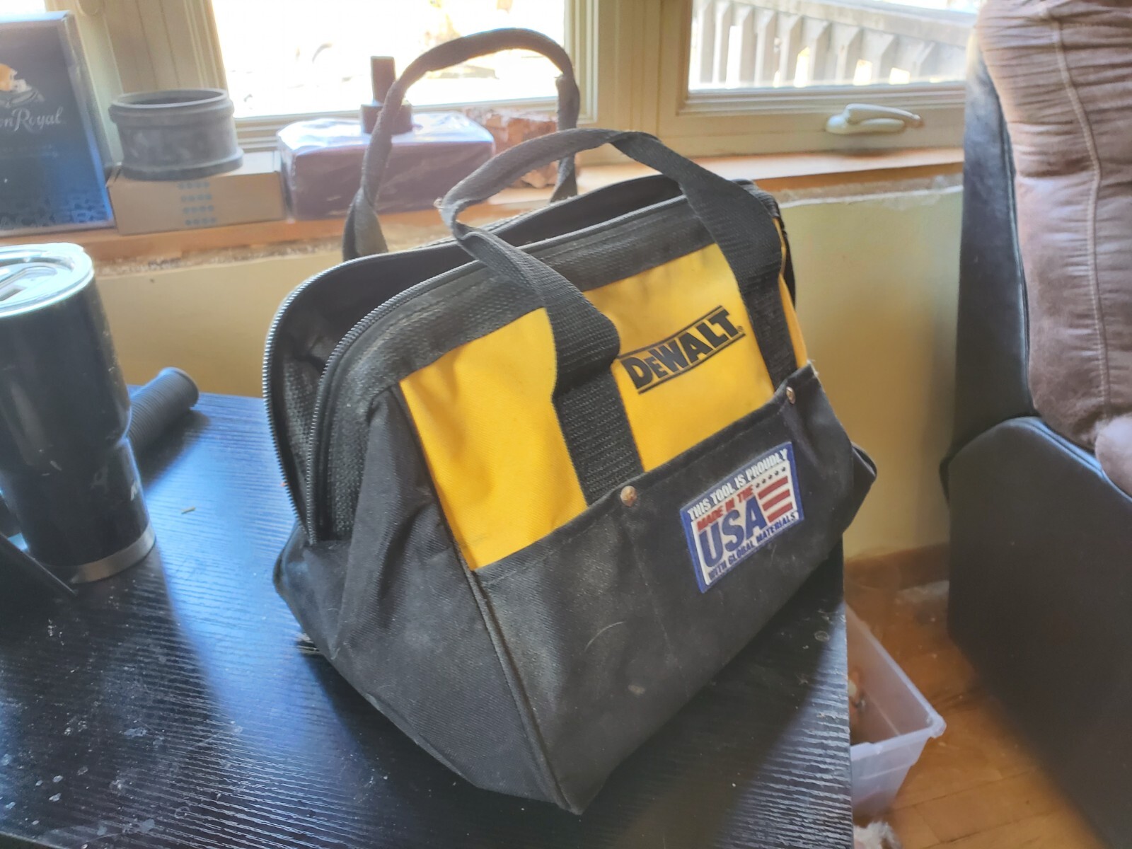 DEWALT N037466 13 inch Ballistic Contractor Tool Bag with Runners