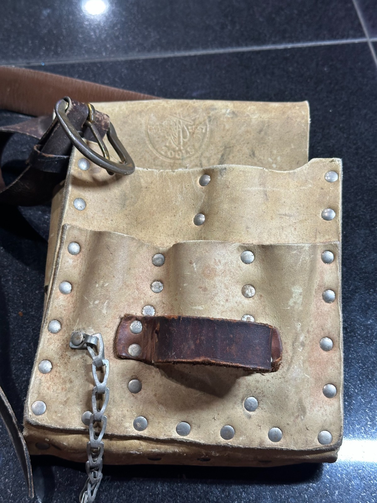 Vitnage Klein Tools 5166 Leather Tool Pouch Belt