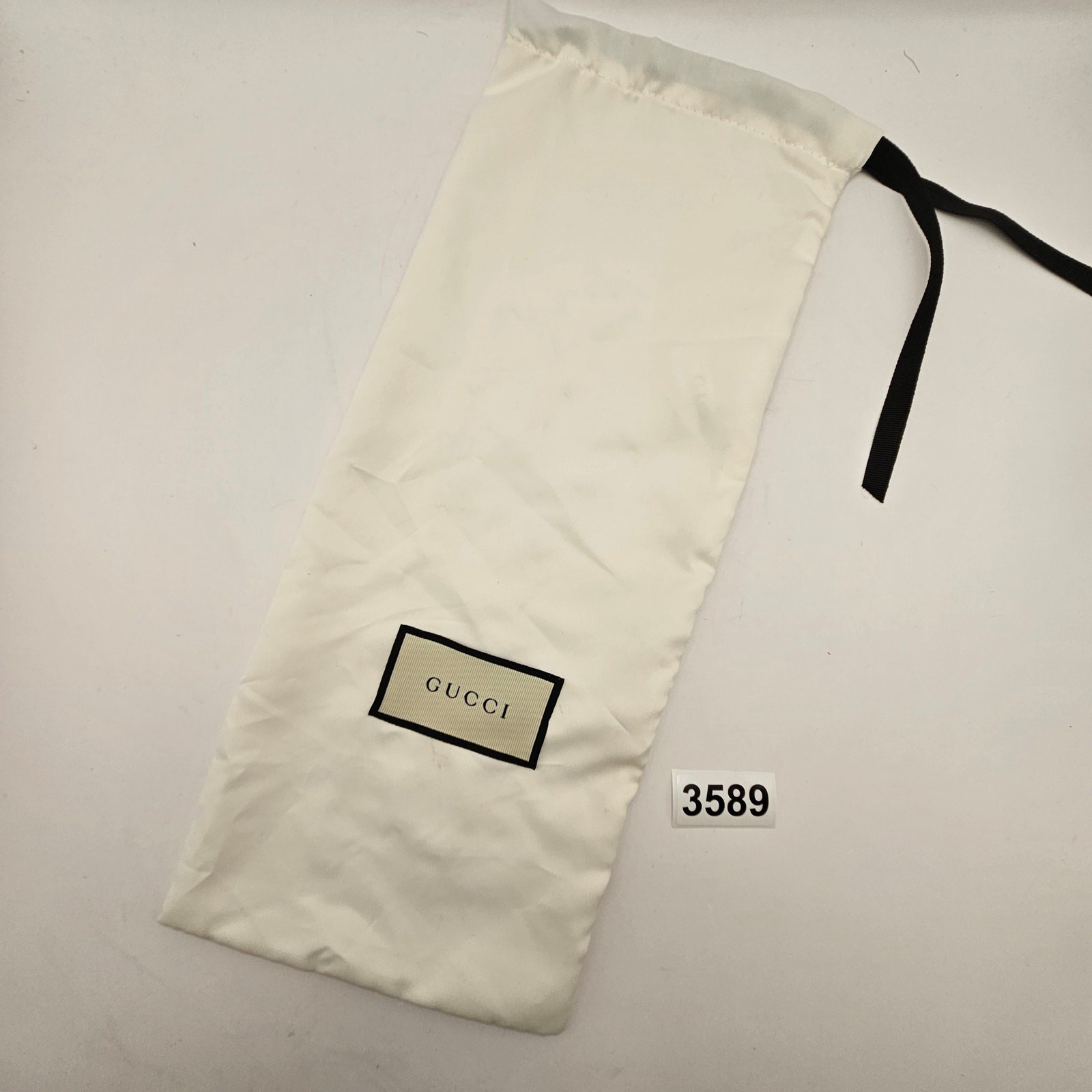 AUTHENTIC GUCCI WHITE DRAWSTRING DUST BAG STORAGE POUCH 15X7 MADE IN ITALY