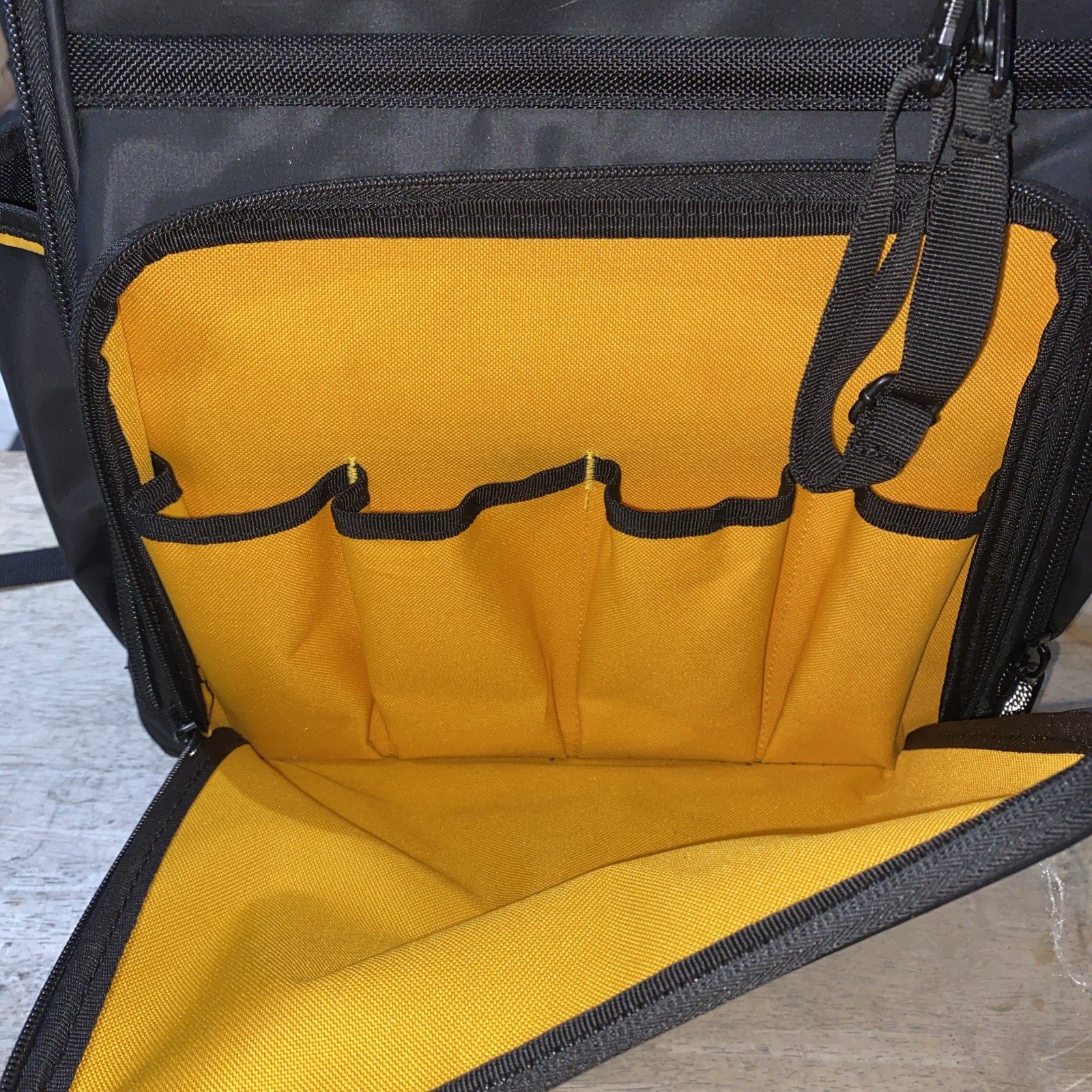 DeWALT PRO Durable Denier Fabric Backpack DWST560102 w/ 43 Pockets, Water Rest
