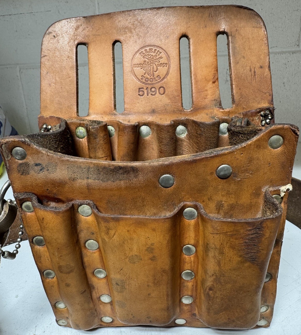 VTG Klein Tools 5190 10 Pocket Embossed Leather Pouch & 5415 48” Tool Belt USA