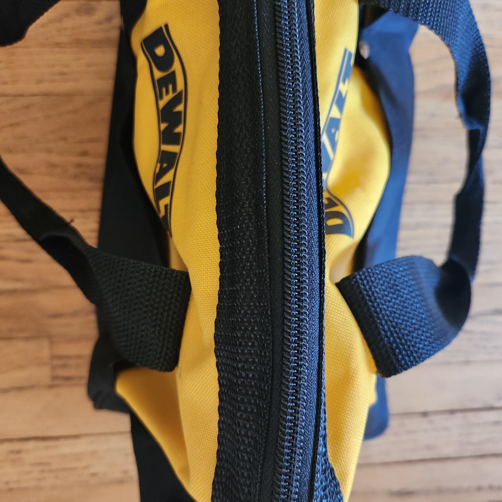 DEWALT 13in Contractor Tool Bag Black/Yellow N381993