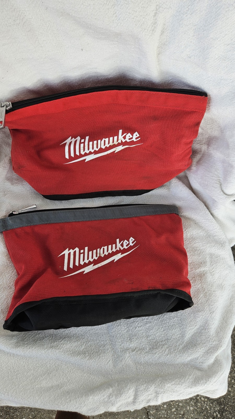 Milwaukee Electric Tools 48-22-8180 Milwaukee Tool Zipper Pouch (48228180)