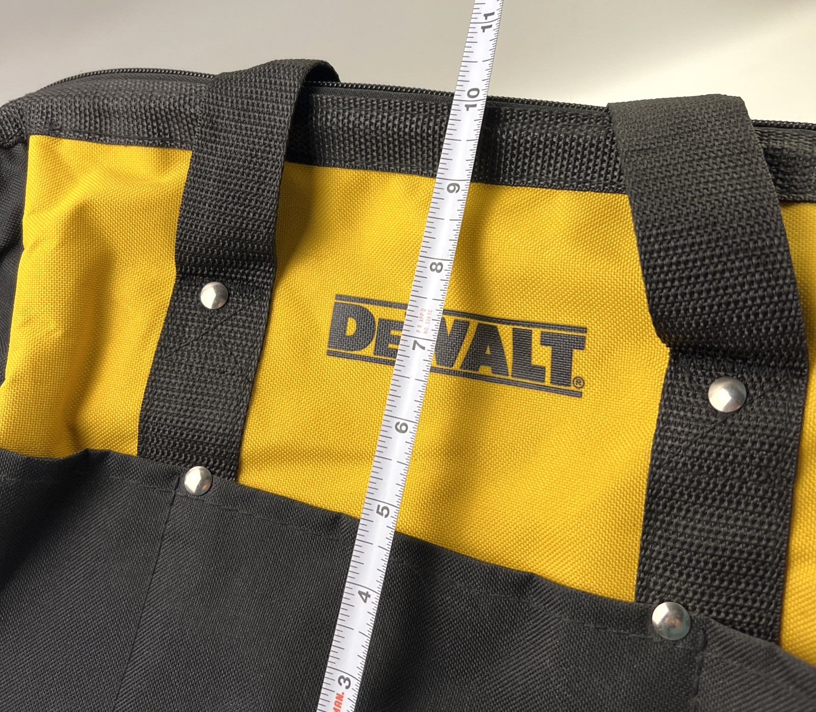 Dewalt Medium Heavy Duty Contractor Tool Bag 15″x10″x9.5″