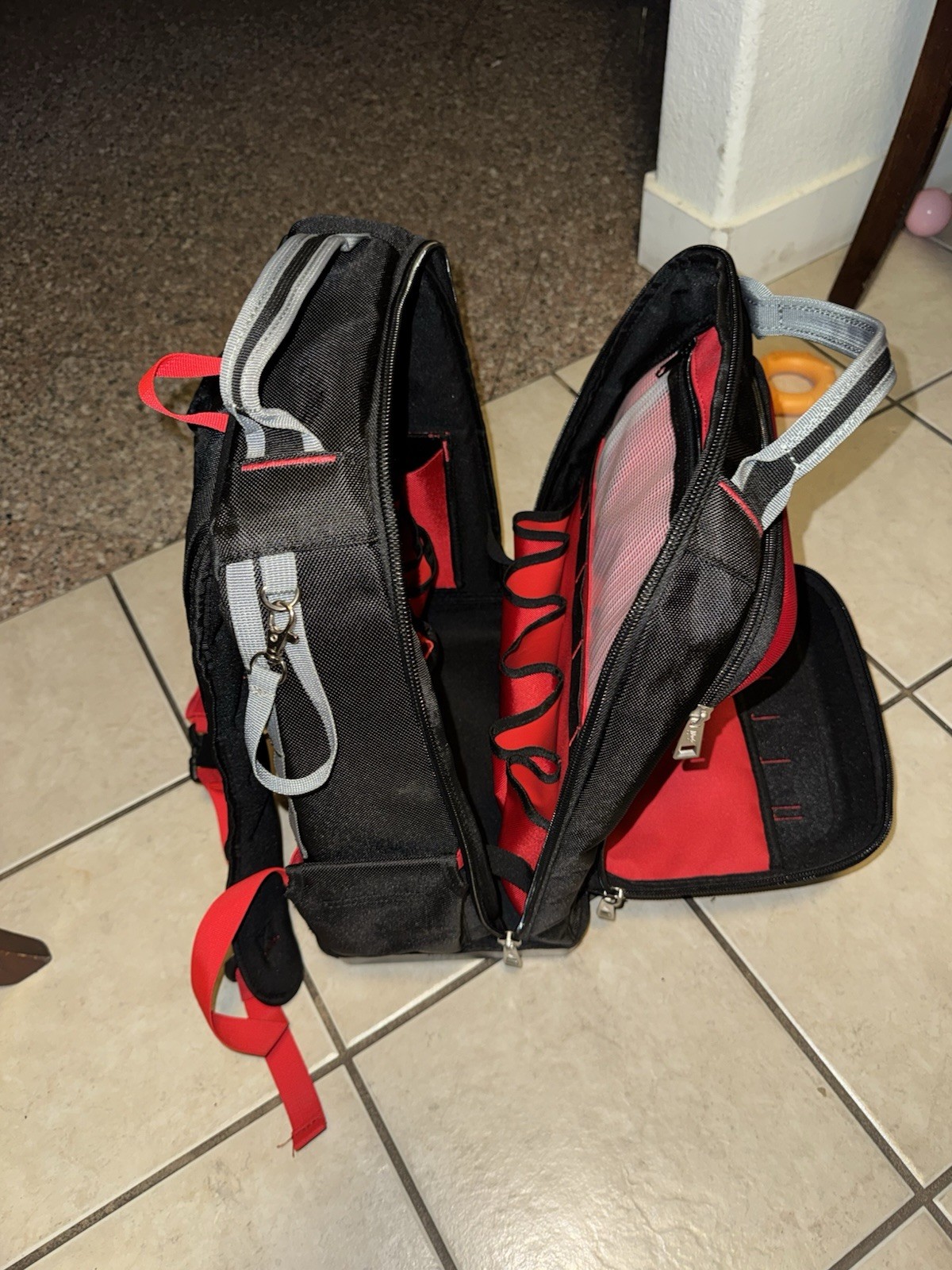 Milwaukee Ultimate Jobsite Backpack -Red/Black (48-22-8201)