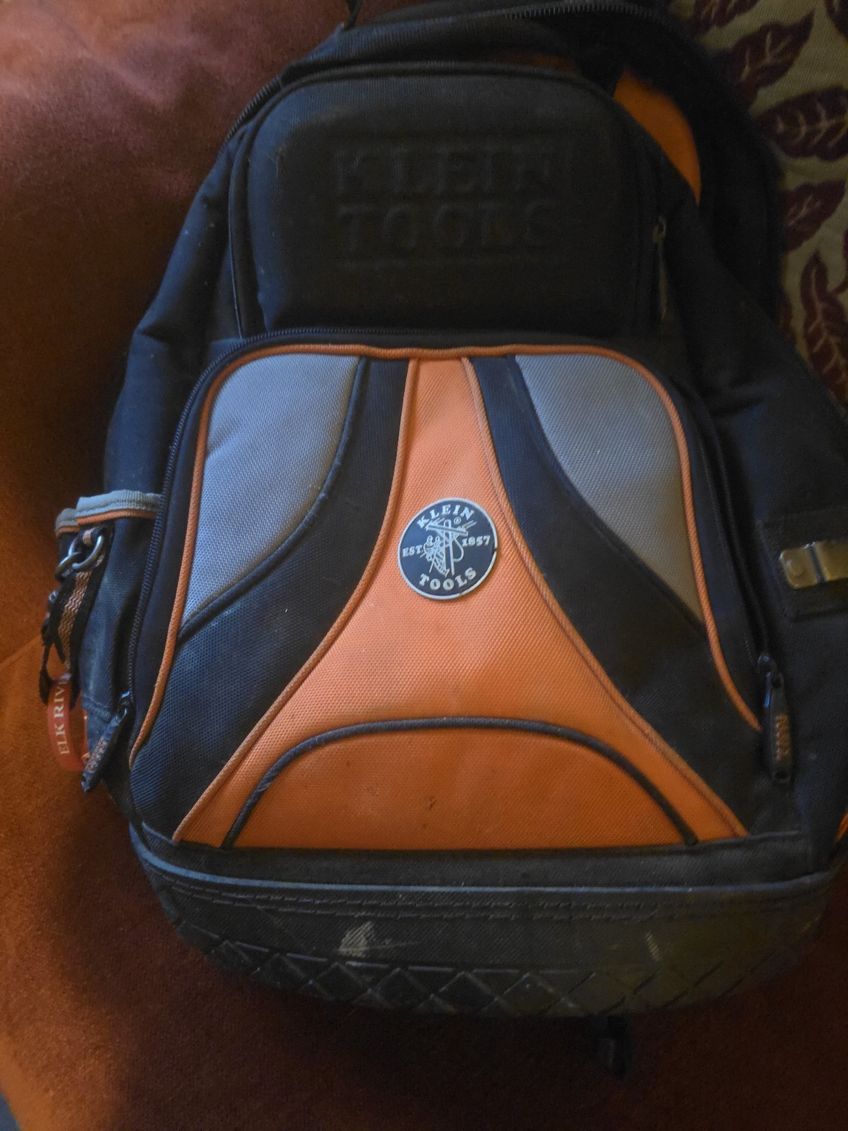 Klein Tools Tradesman Pro 39-Pocket Backpack Electricians Tool Bag