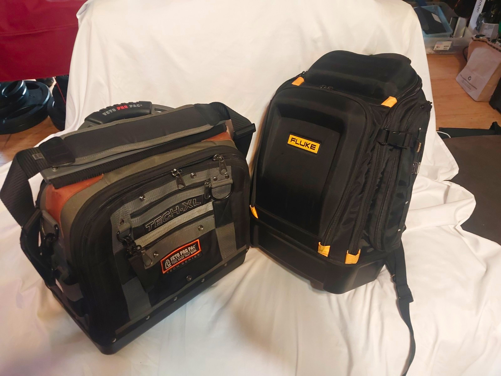 Veto Pro Pac TECH-XL and FLUKE Pack30.