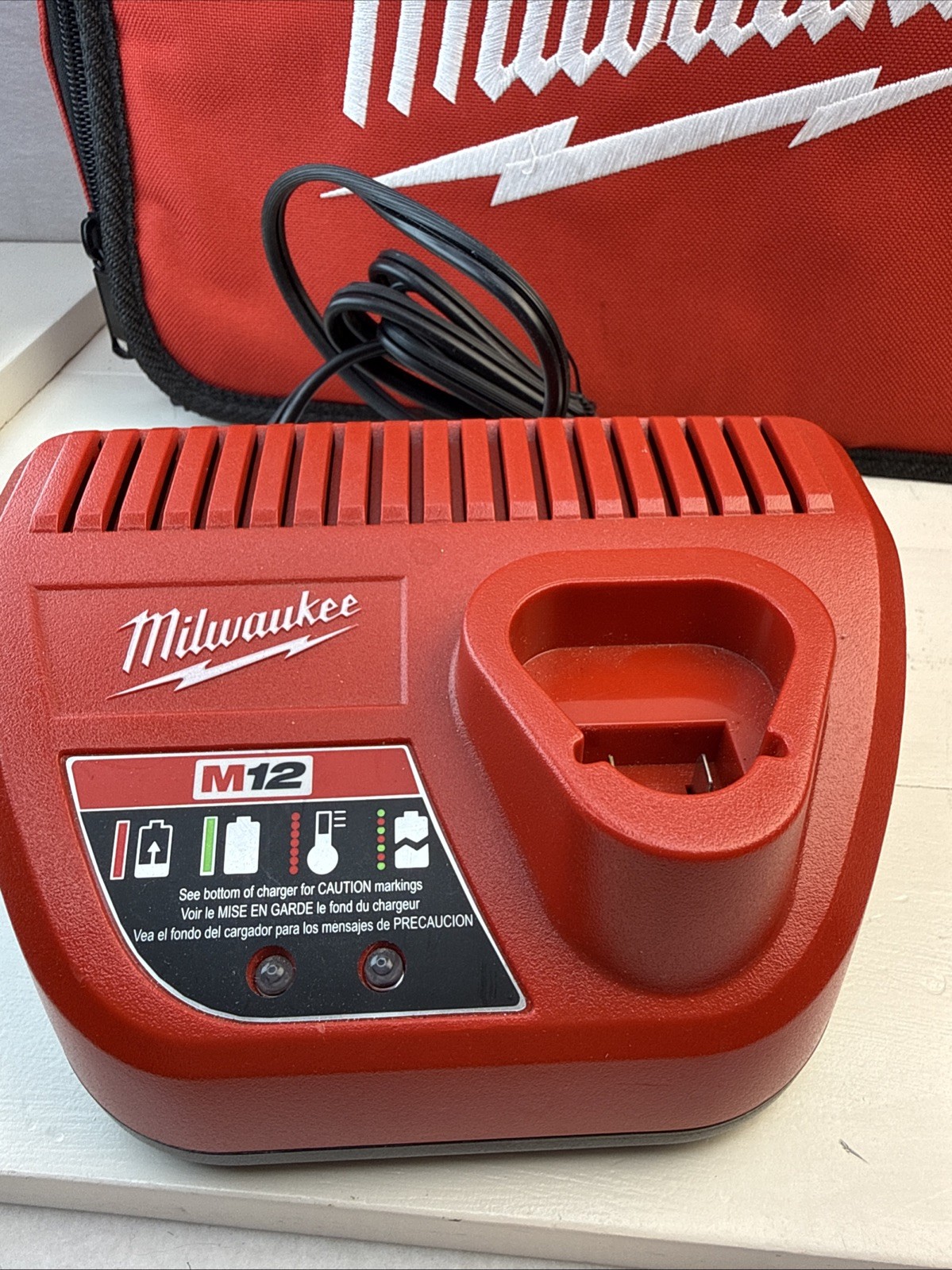 Milwaukee M12 Soft Case Tote & M12 Charger Base Only New Never Used READ