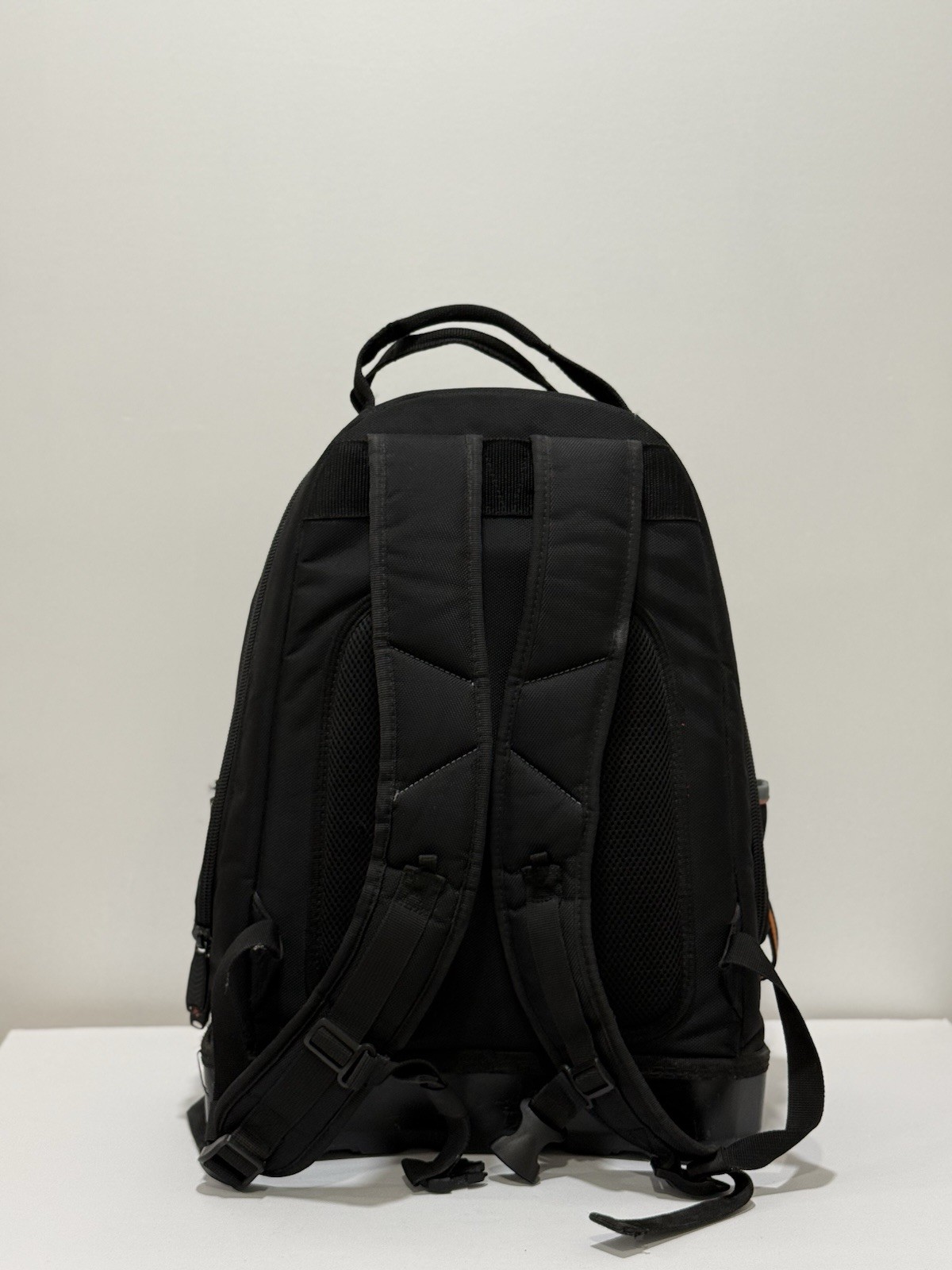 Klein Tools Tradesman Pro Large Nylon Tool Backpack Hard Bottom Black/Orange