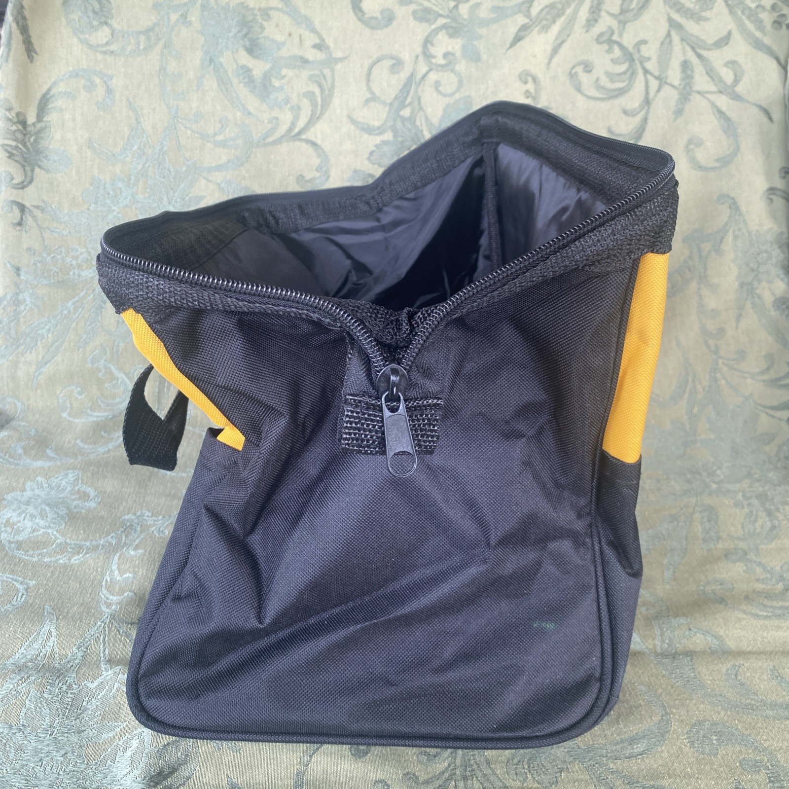 DeWalt 12.5” X 8.5” X 9” Tool Bag Canvas Enforced Bottom Zippered Top EUC