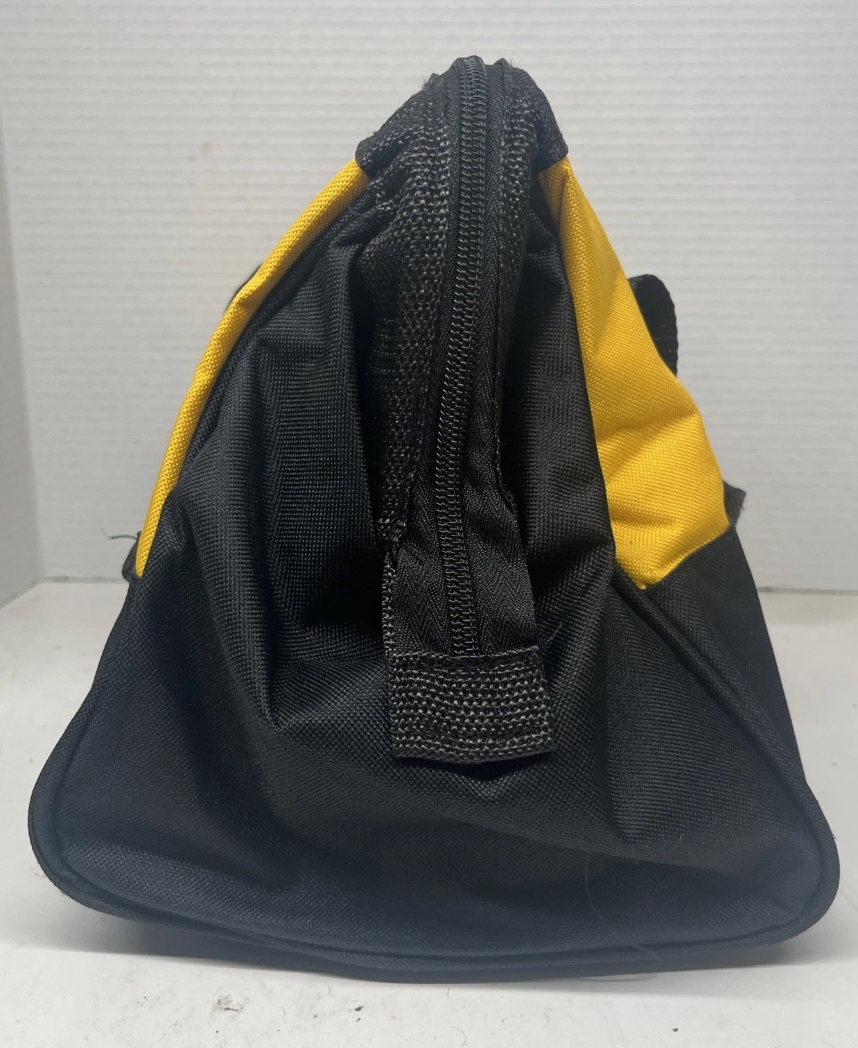 DeWalt 12″ X 9″ X 7″ Canvas Tool Bag