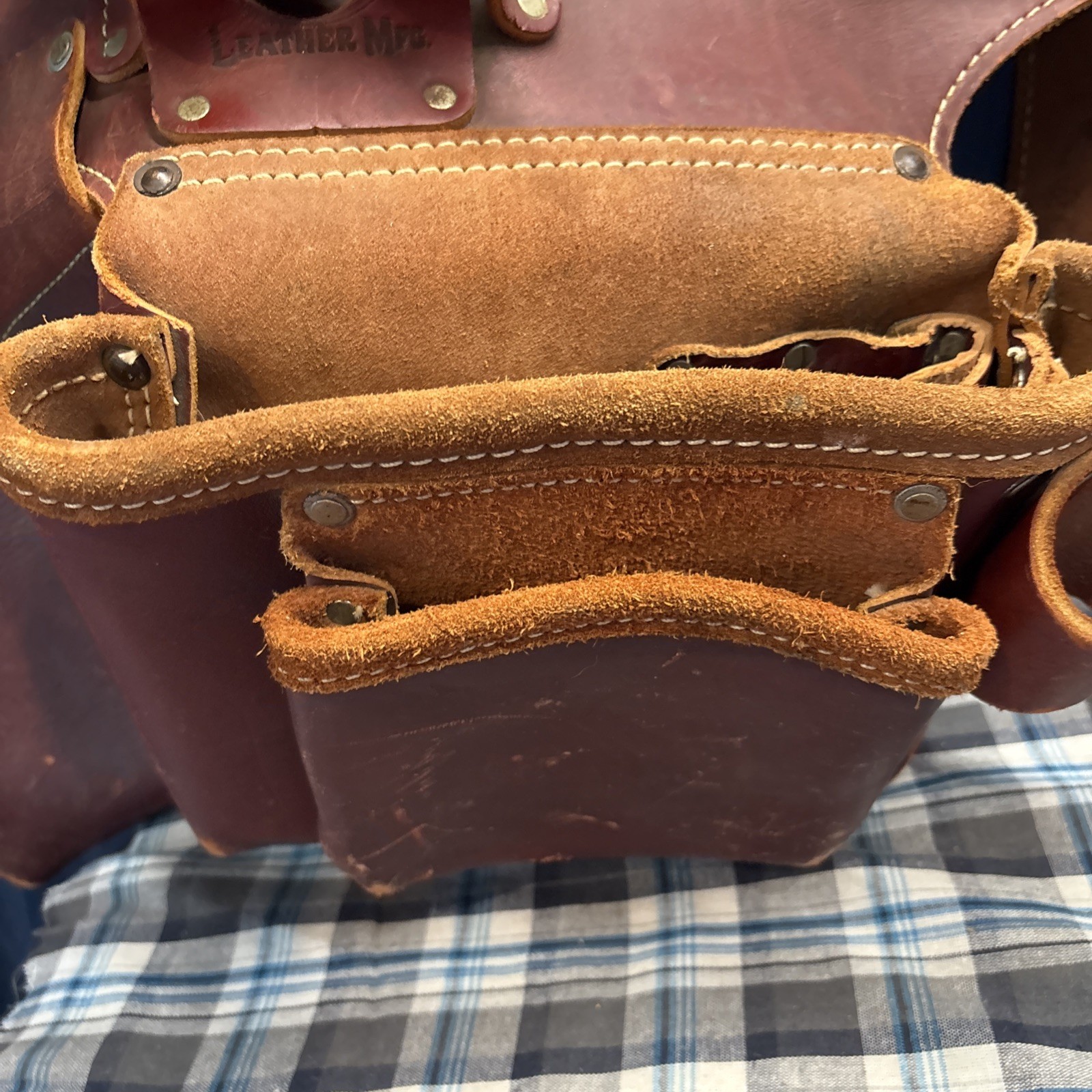 Occidental Leather Pro Carpenters 5 Bag tool belt. 54″ tip to buckle. L6