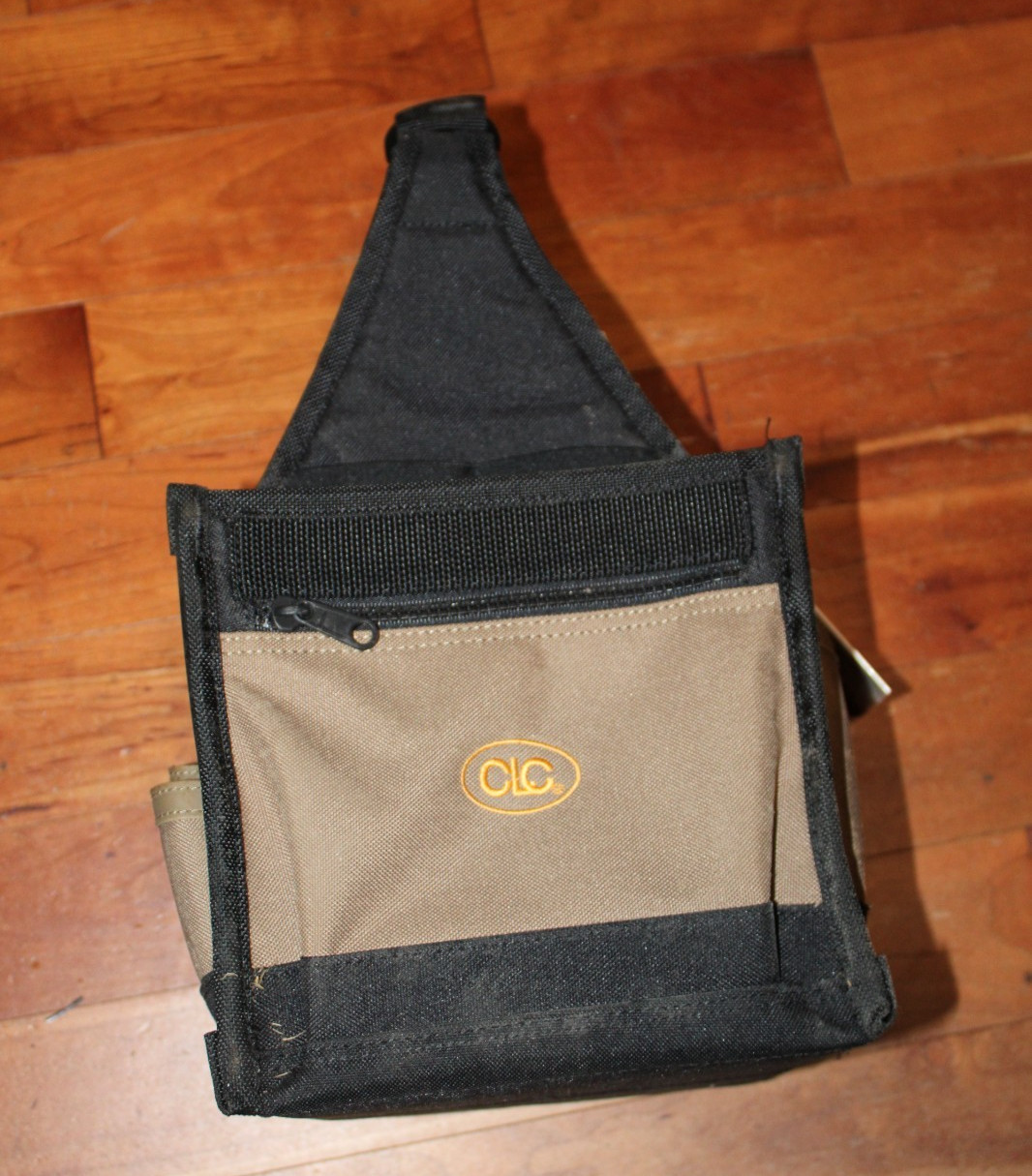 CLC 27 Pocket Electrical & Maintenance Tool Carrier New With Tag