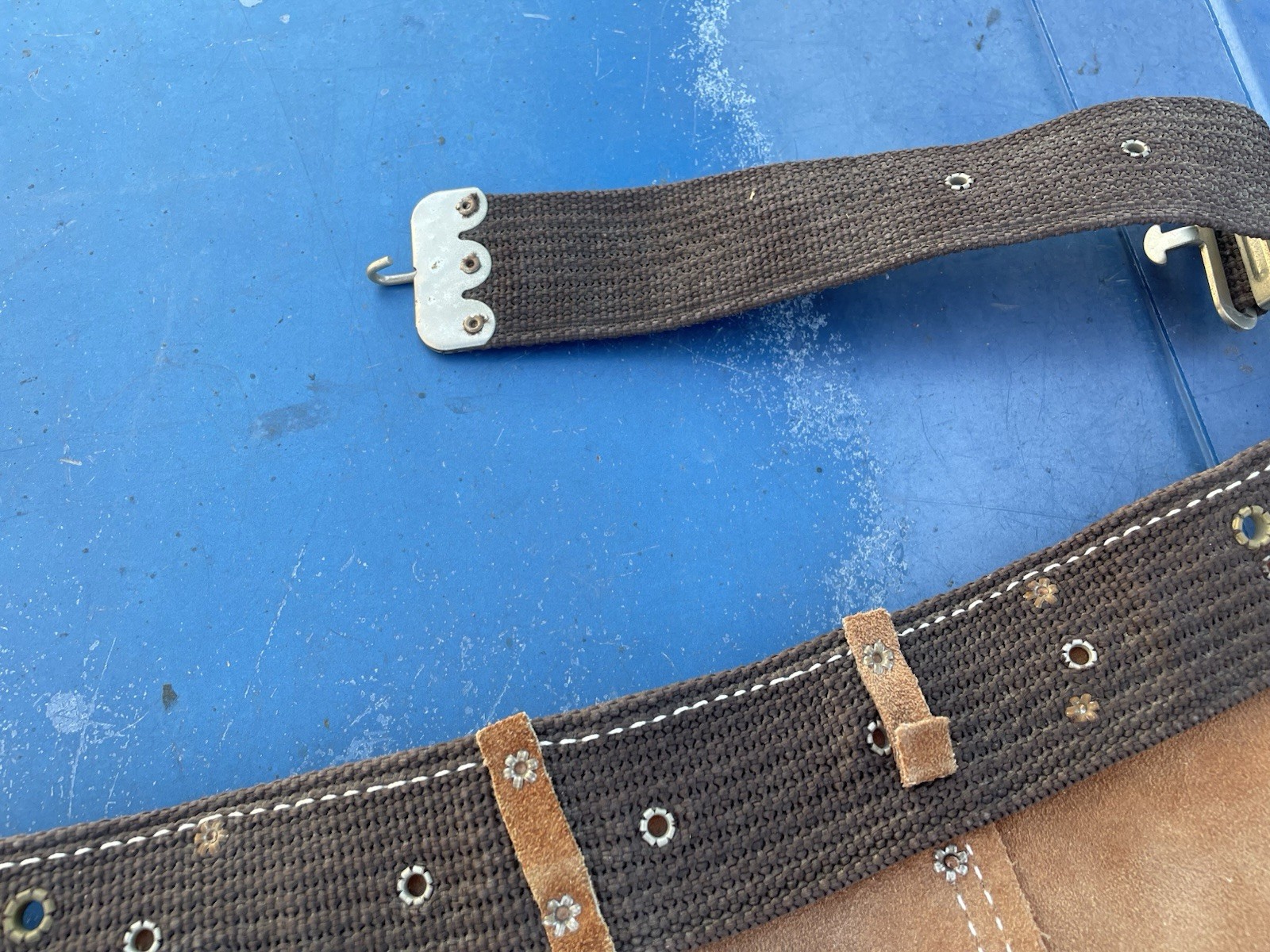 Nicholas Heavy Split Cowhide No. 490X Tool Belt – USA Vintage Carpenter’s Belt