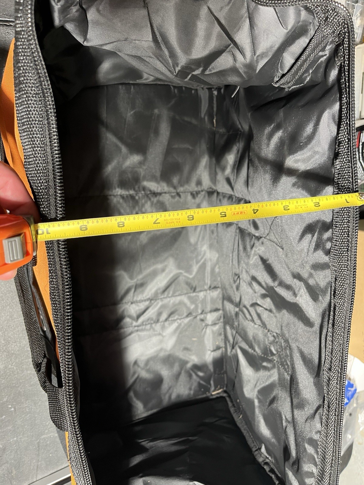 RIDGID Orange/Black Fabric Tool Bag 22x12x12 Zipper Closure with Handles