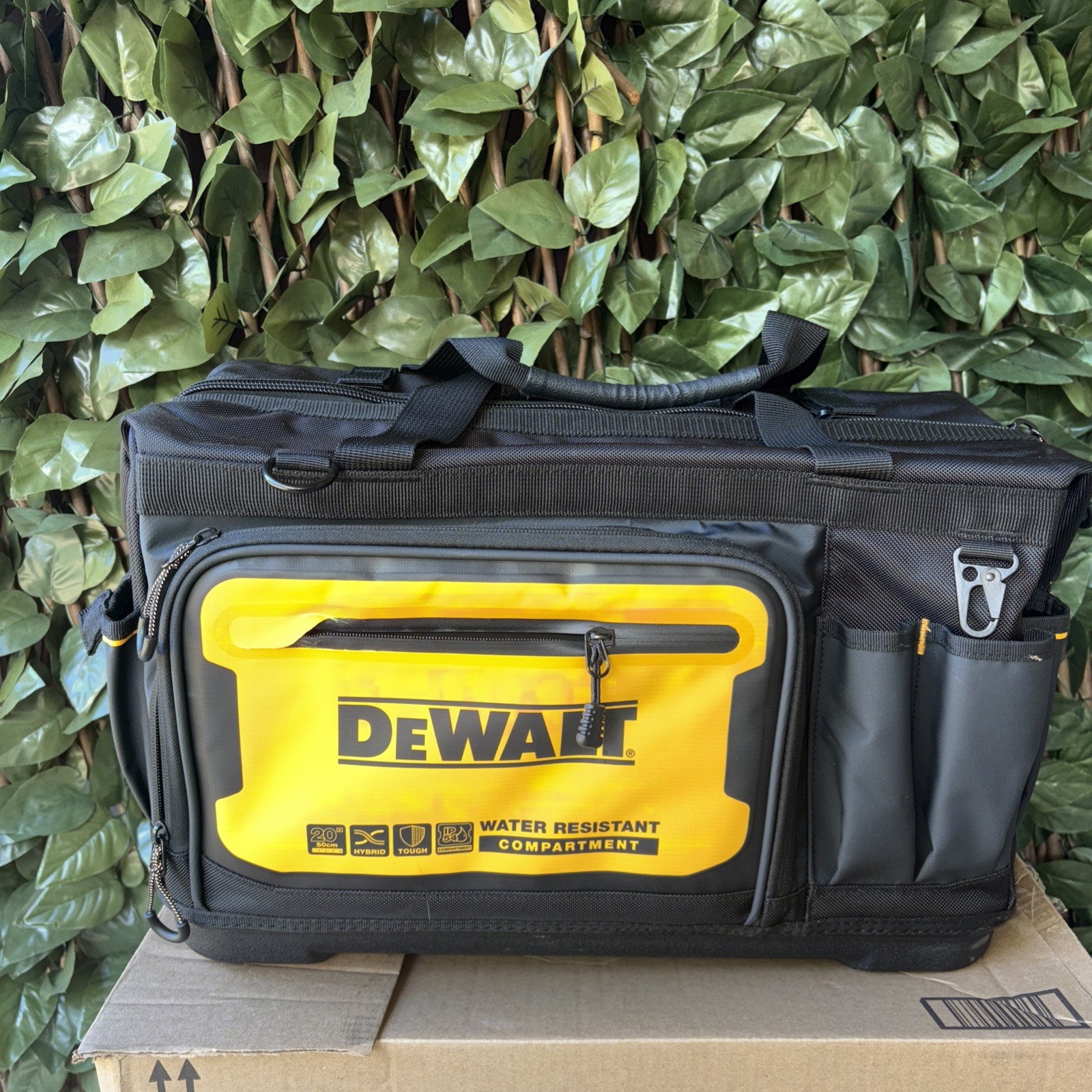 DEWALT Tool Bag, Water Resistant, Hard Bottom, 20 InchesProfessional Tool Tote (