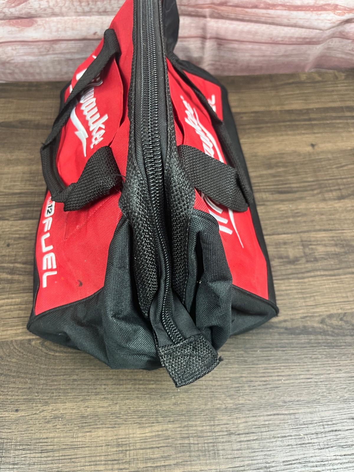 Milwaukee M12 Fuel Tool Bag Red Black Contractor Tool Storage Bag Zipper