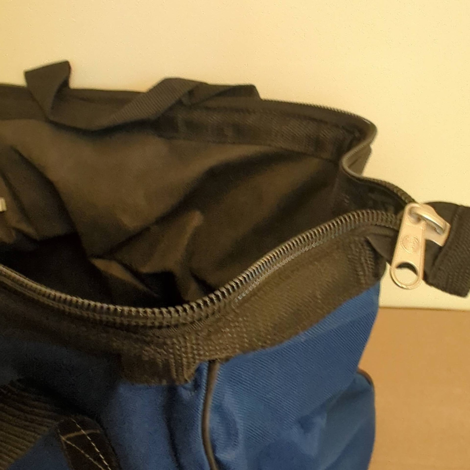 Genuine BOSCH Tool Bag Duffel Authentic OEM Original CW02 16″x12″ x10″ Carry