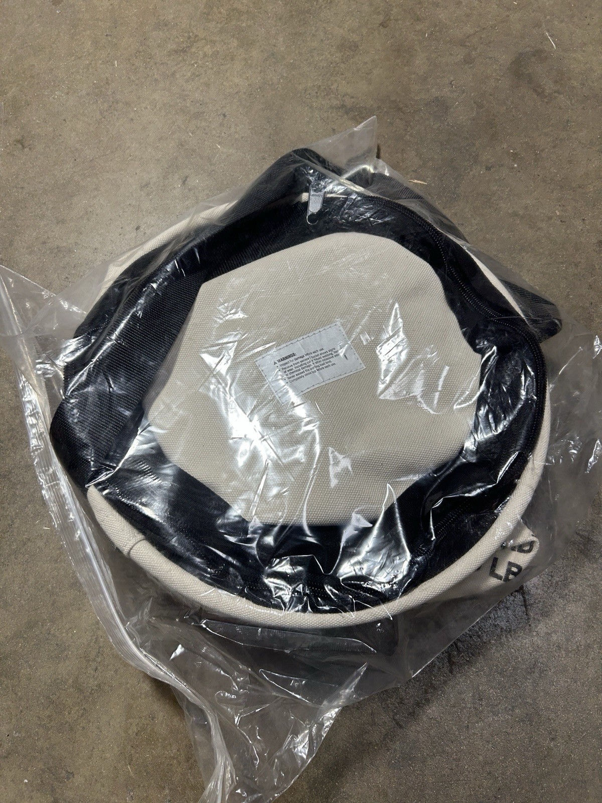 NEW Klein Tools 5104VT Leather Bottom Canvas Bucket with Top