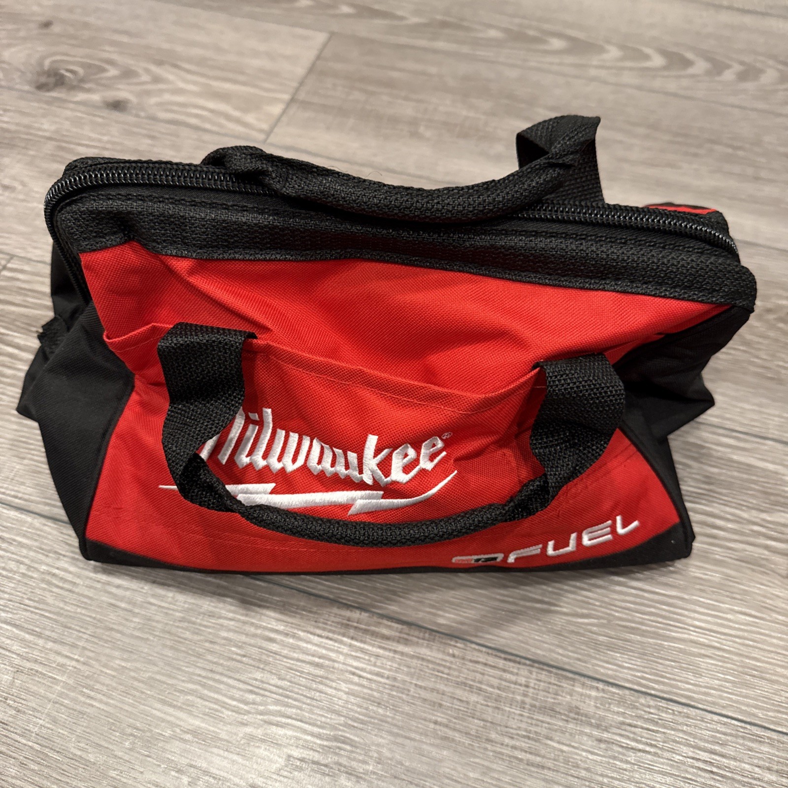 New Milwaukee FUEL M12 13″ Heavy Duty Contractors Tool Bag M18 13″ x 9″ x 10″