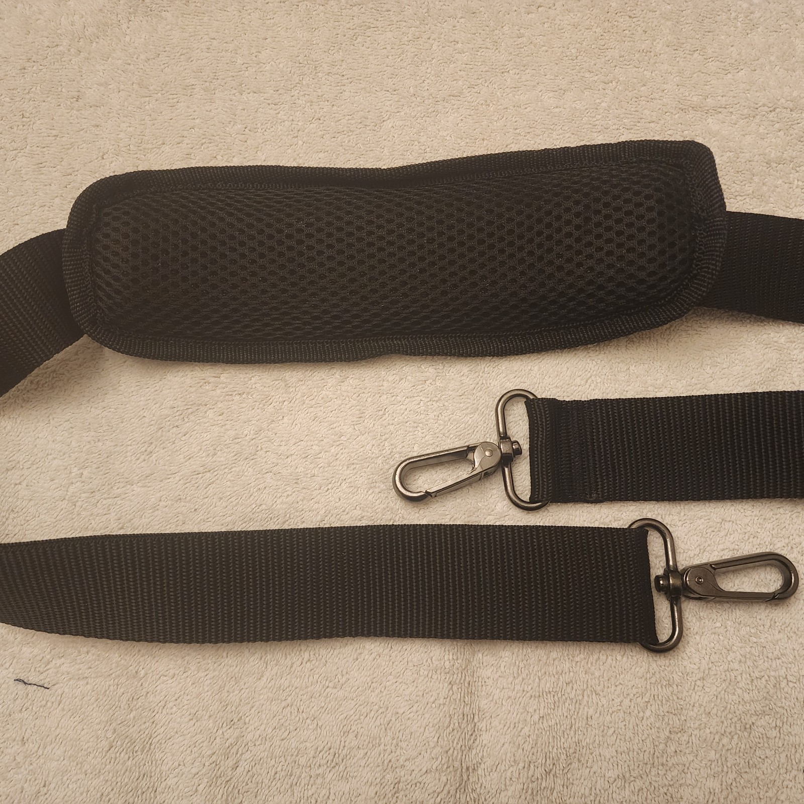 New Husky Tool Bag Adjustable 1.5” Shoulder Strap 30”-56” Metal Clip Hardware