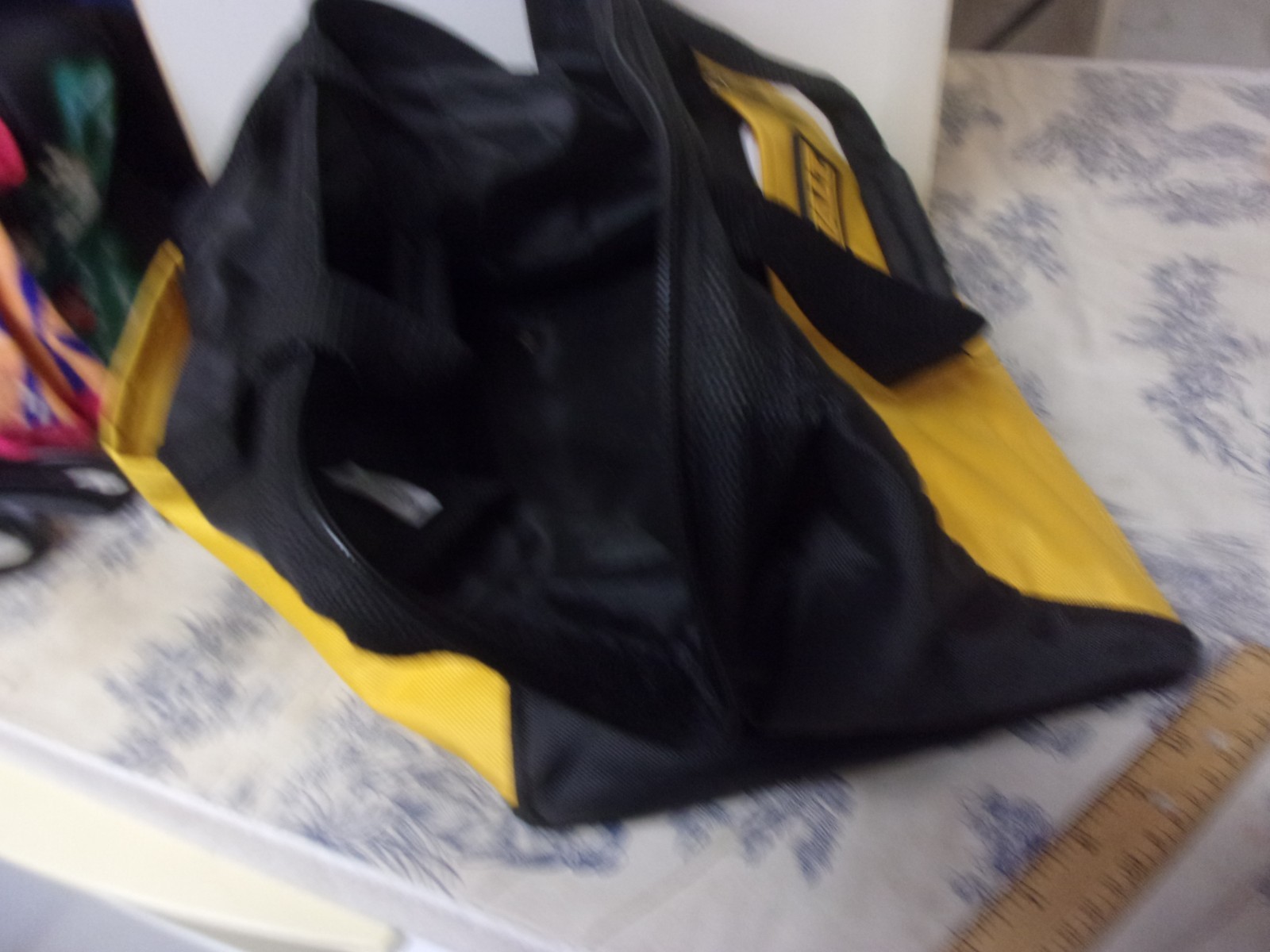 DeWALT Small / Medium Handled Tool Bag