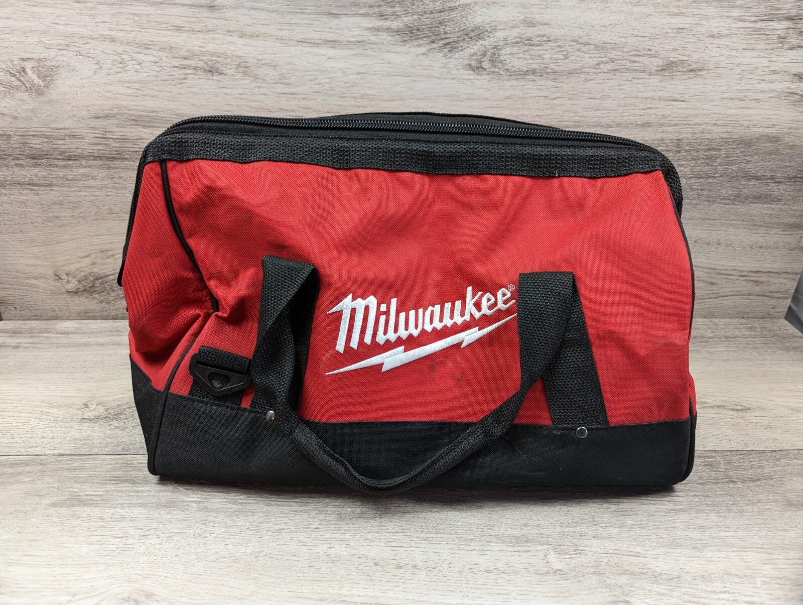 Milwaukee Soft Side Durable Heavy Duty Tool Contractor Bag 16″ x 10″ x 10″