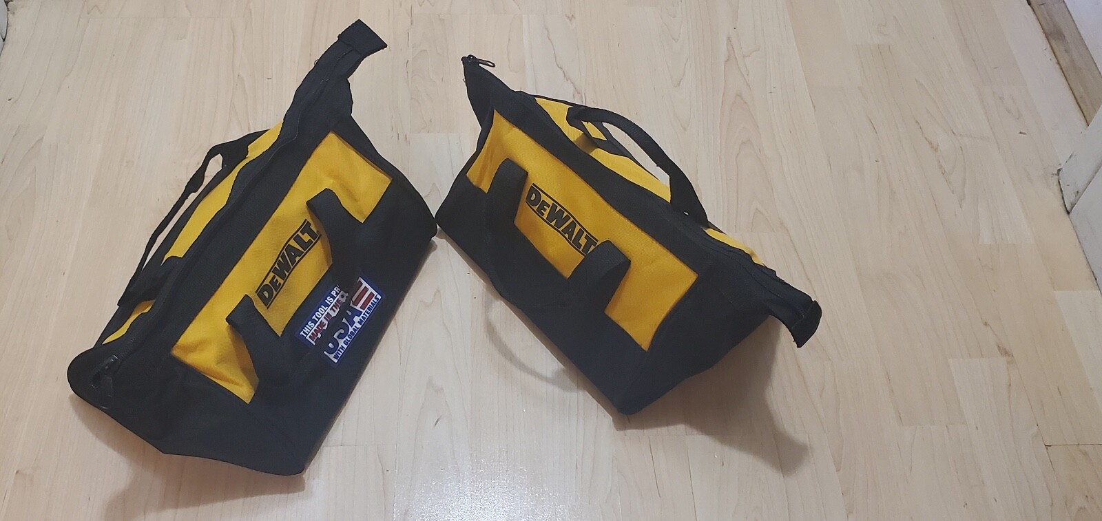 DEWALT 2X Heavy Duty Soft Sided Wether Resistant Tool Bag NEW