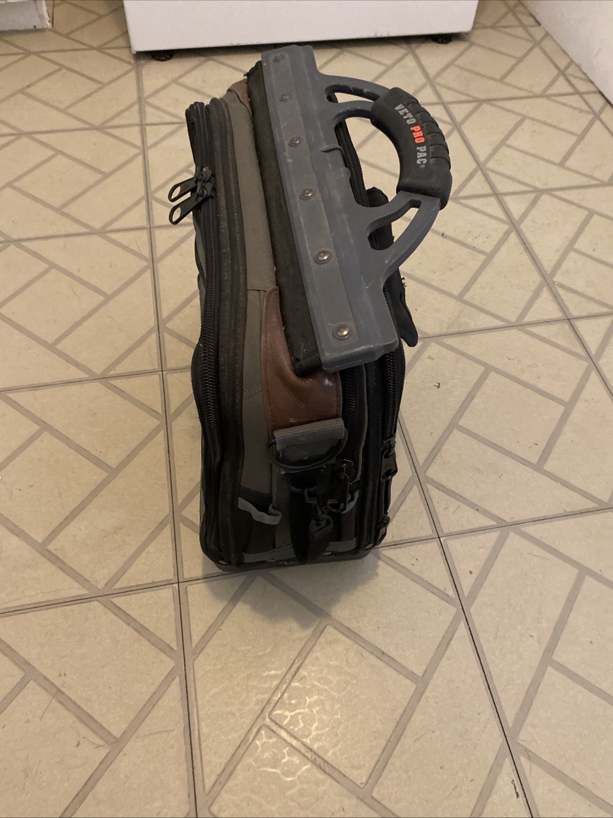 VETO PRO PAC LT , Missing Straps
