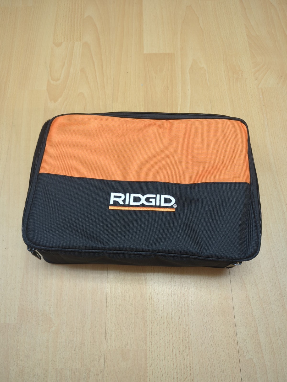 Brand New RIDGID 11” x 8” x 3” Heavy Duty Contractors Tool Bag Pocket Zip Case