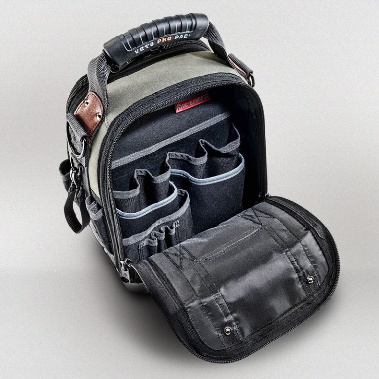 VETO PRO PAC TECH MCT MEDIUM CLOSED TOOL BAG: 44 interior and exterior pockets