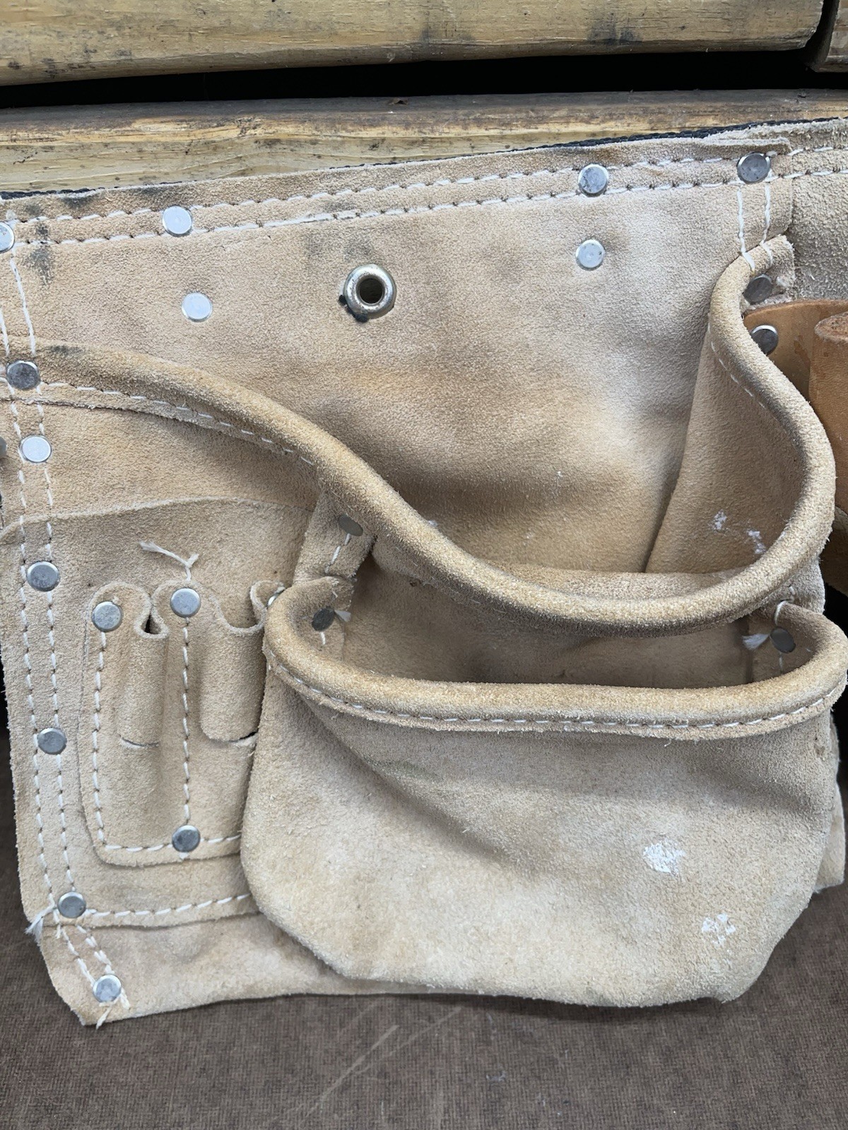 Popular Mechanics Leather Tool Belt Tan Light Brown Adjustable Pockets Loops