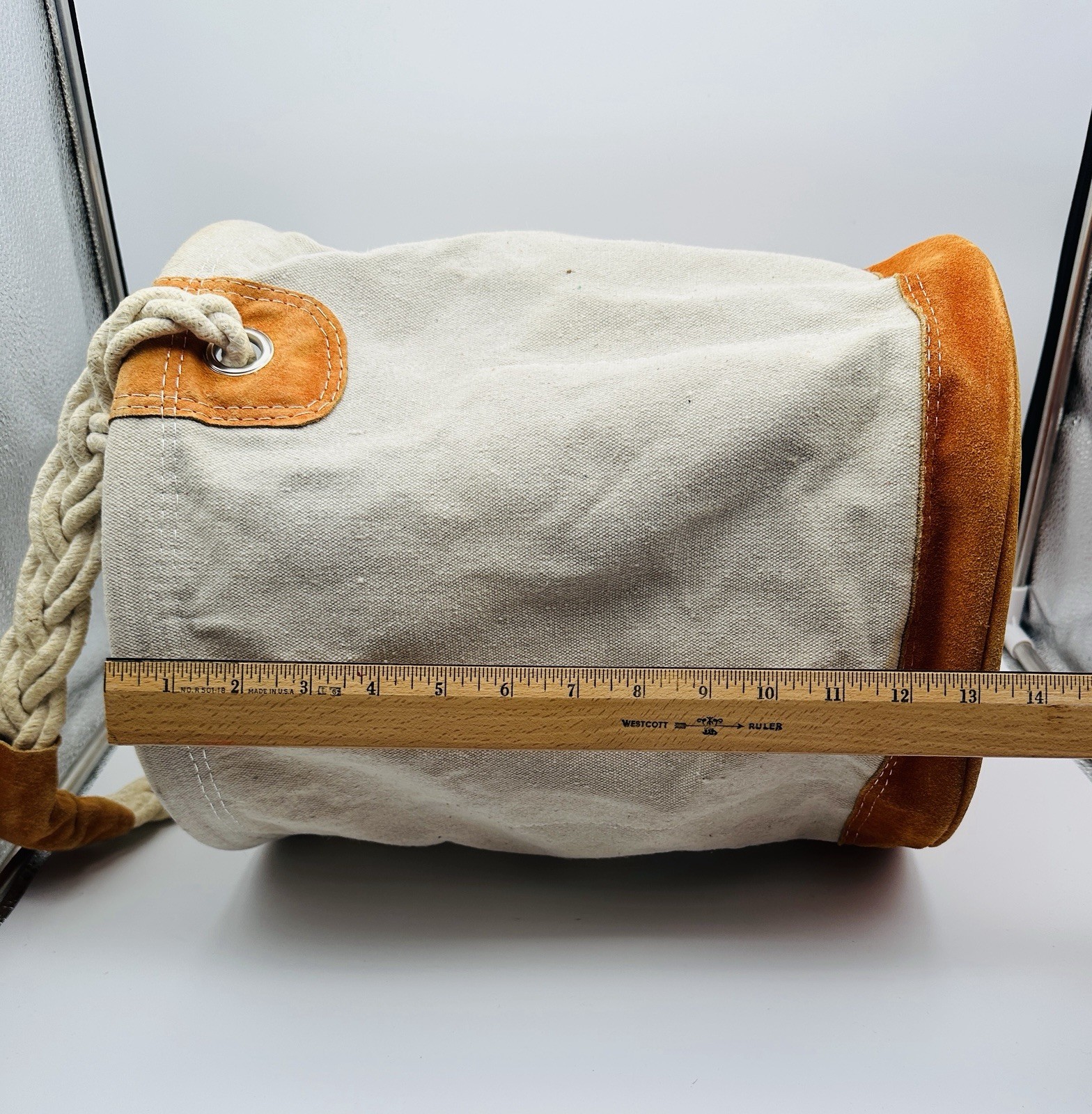 Voyager Round Heavy Canvas Bag Tool Bag Leather Bottom 33 lb Capacity 94320